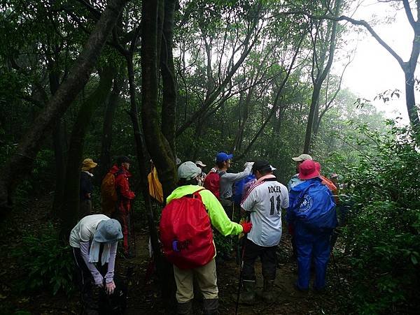 2012-04-22阿里磅瀑布土地公嶺O形(612)