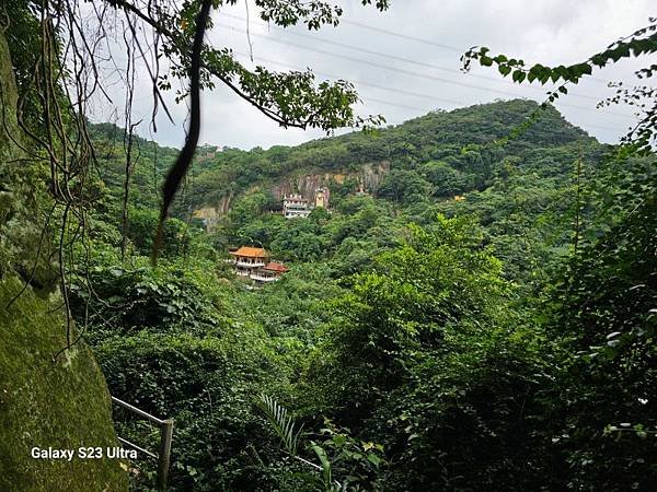 2024-06-09獅山小徑、南港峭壁4號8字走