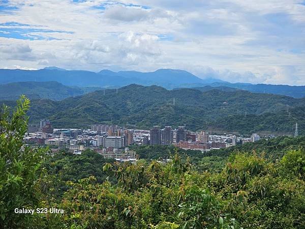 2024-09-14三疊山南峰(1399)