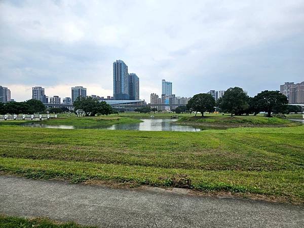 2024-12-22新北大都會公園、鴨鴨公園