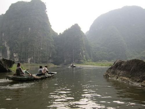 越南陸龍灣三谷湖 61.JPG