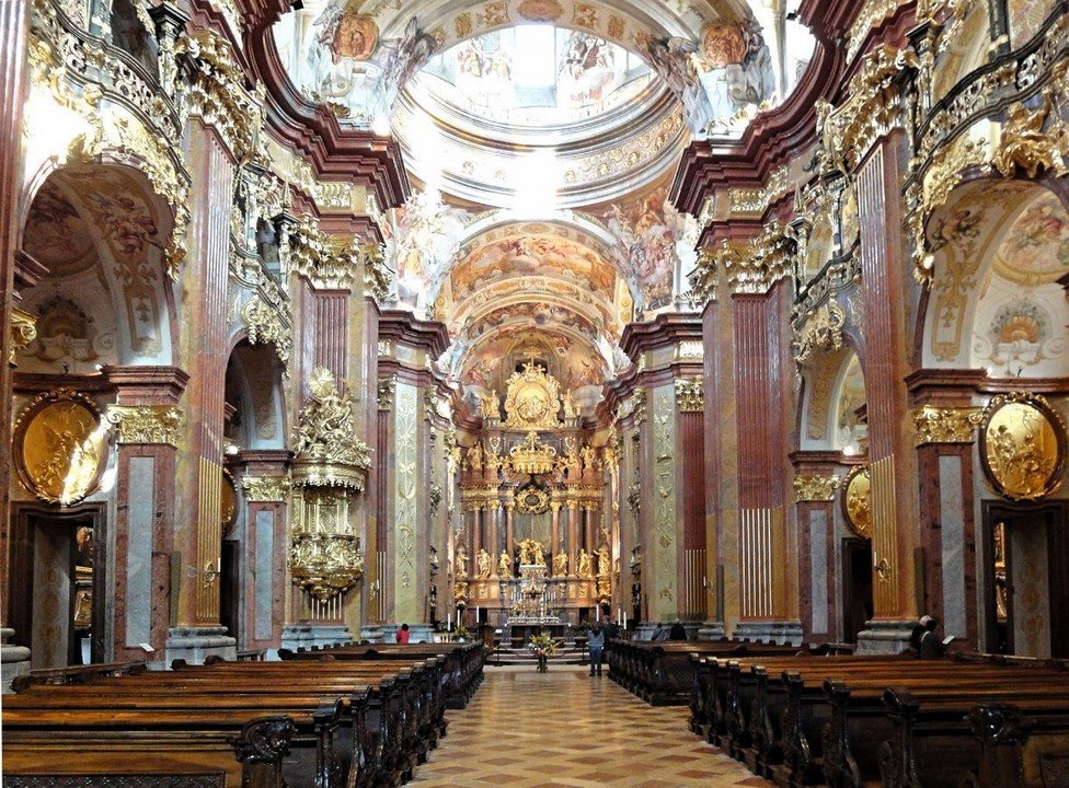 MelkAbbeyChurch.jpg