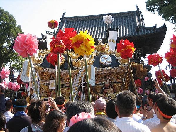 1280px-Nada_no_Kenka_matsuri_09