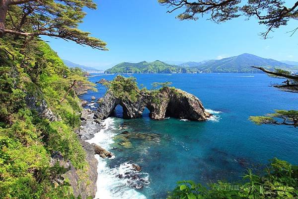 碁石海岸　穴通磯