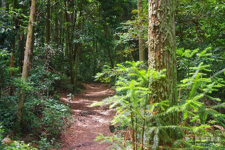 馬崙山