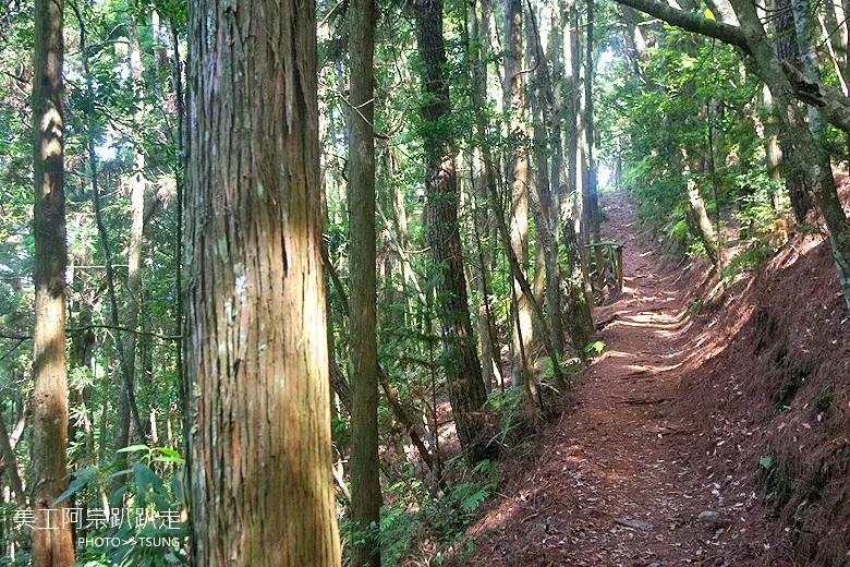 馬崙山