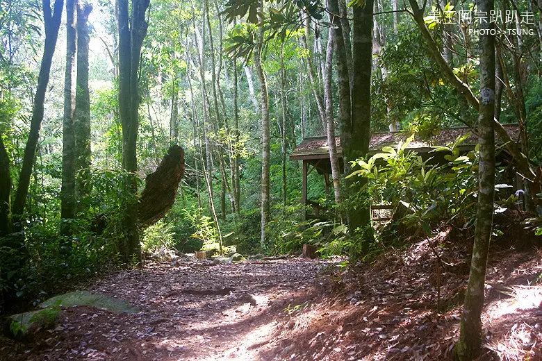 馬崙山