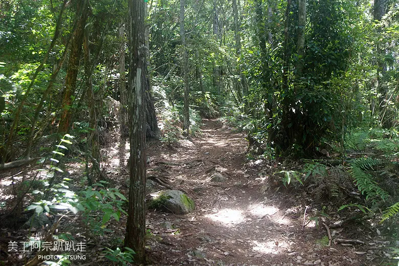 馬崙山