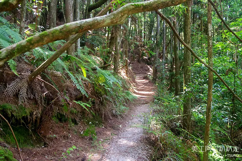 馬崙山