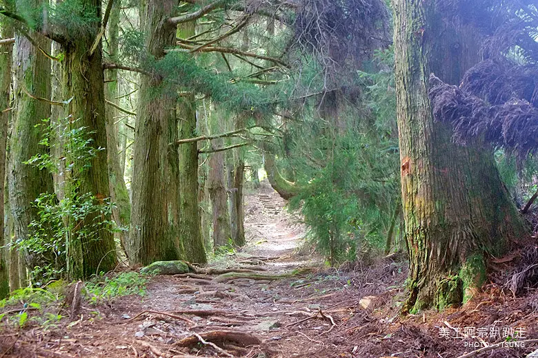 馬崙山