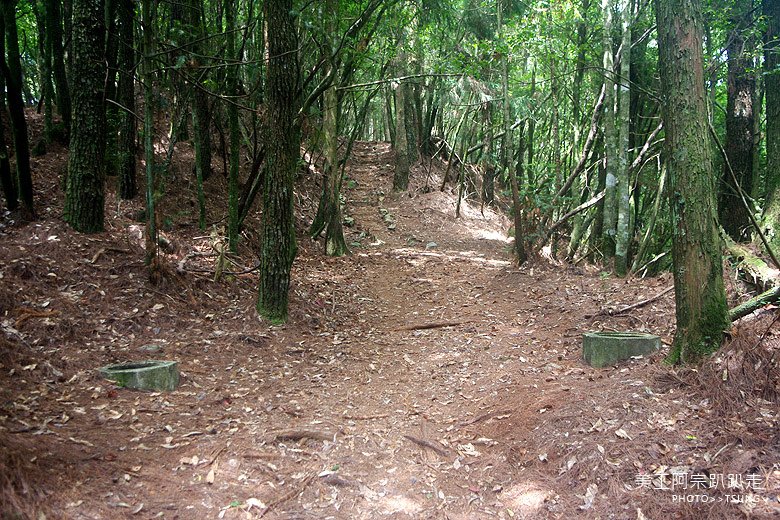 馬崙山