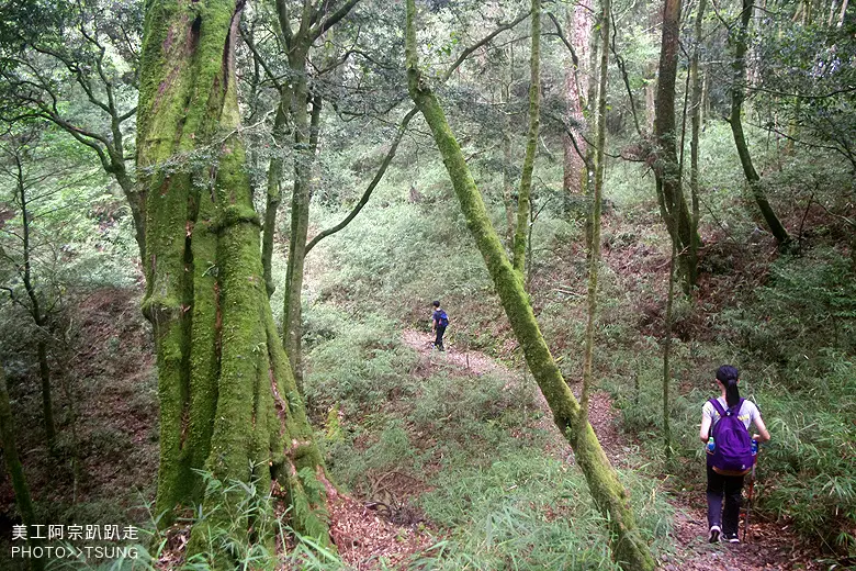 馬崙山