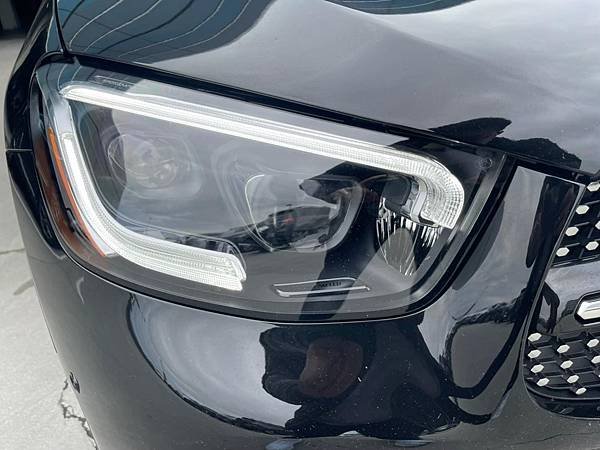 LINE_ALBUM_2022 GLC300  SUV  _362333_220920_8.jpg