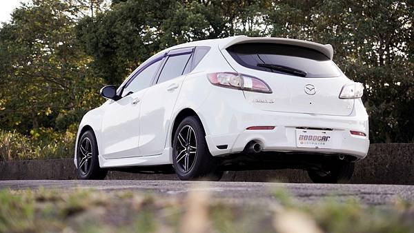 感謝成交～ 2011年 Ｍazda 3 2.0 天窗、免鑰匙