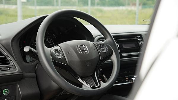 感謝成交 已交車~ 2021年 Honda HRV VTi-