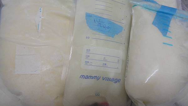 小喵麻母乳