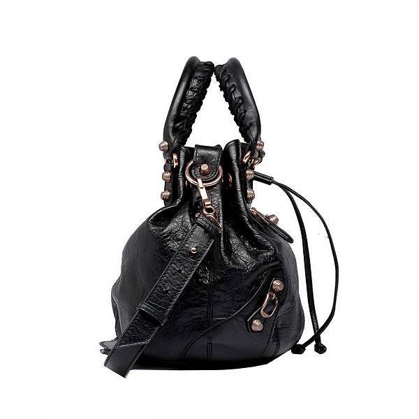 285439_D94JO_1000_C-black-balenciaga-giant-mini-pompon-handbags-1000x1000