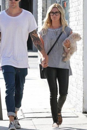 ashley-tisdale-Givenchy Leopard Print Calf Hair Skate Celine Nano Luggage Mini Tote Bag Sneakers