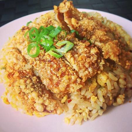 台式排骨搭配韓式泡菜炒飯.jpg