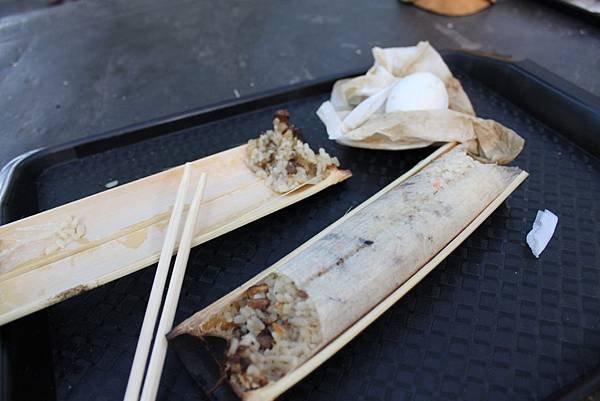 是竹筒飯
