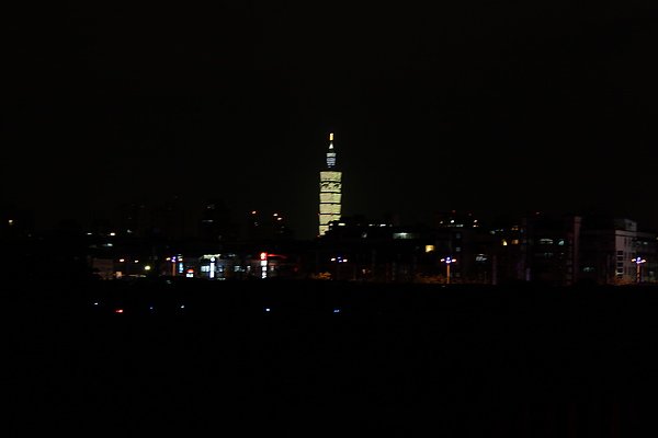 2011跨年大佳河濱-3.JPG