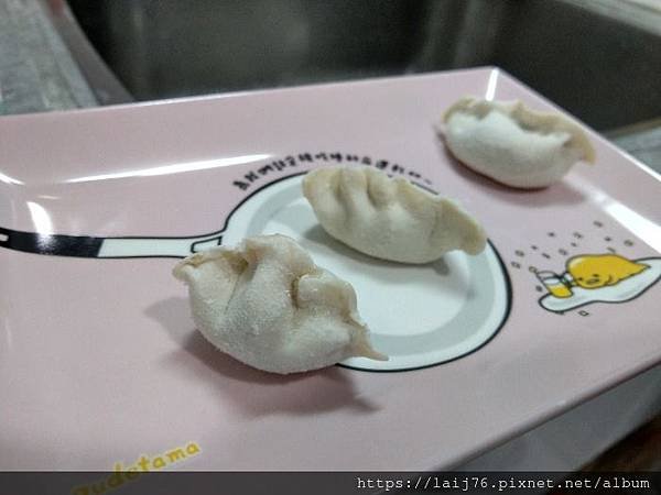 蔥阿嬸 冷凍水餃 -韭菜、高麗菜、玉米水餃 (10).jpg