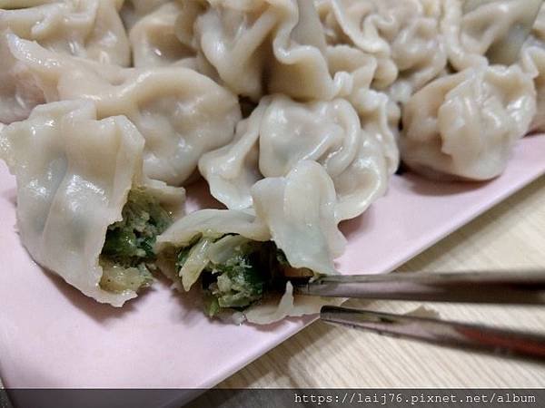 蔥阿嬸 冷凍水餃 -韭菜、高麗菜、玉米水餃 (17).jpg