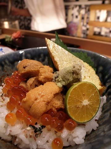 游壽司 海膽鮭魚卵丼