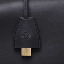 HH2089_121A100_detail1