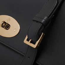 HH2089_121A100_detail3