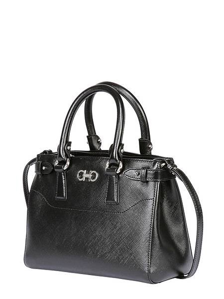 salvatore-ferragamo-black2