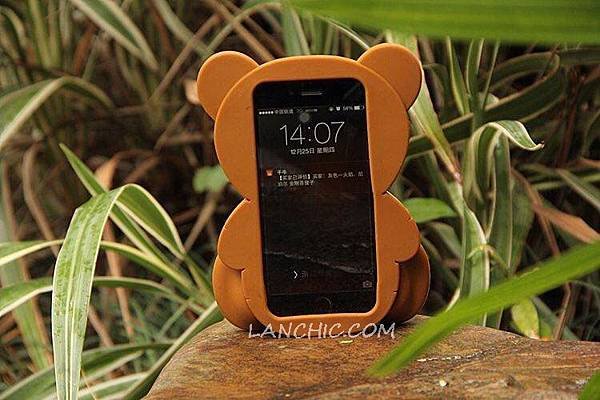 Moschino Bear iphone cover6-1