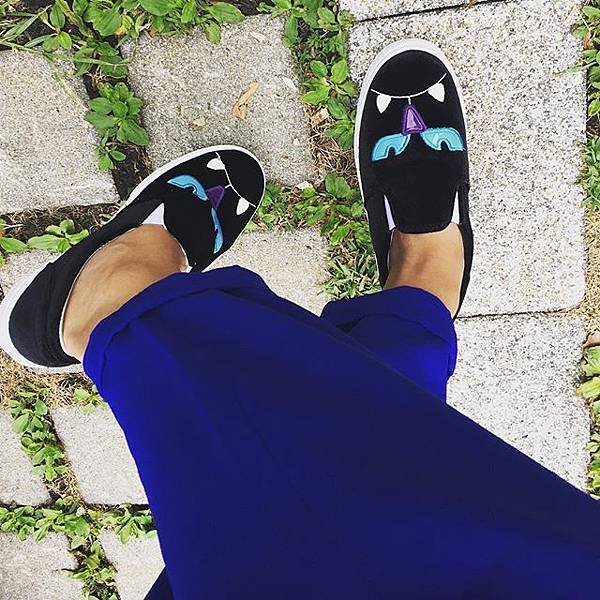 Chiara Ferragni BLACK VELVET BUD SLIP-ONS1