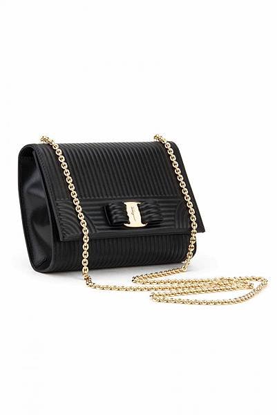 salvatore-ferragamo mini chain bag3