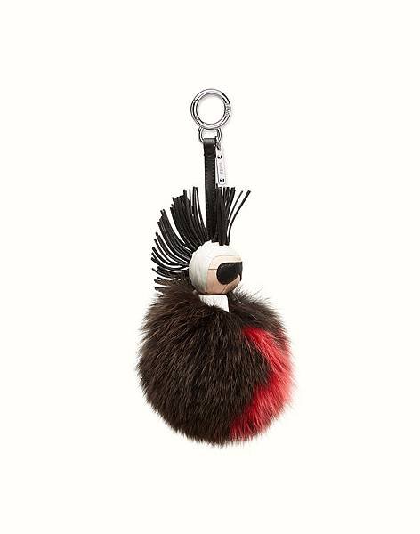 FENDI Pompon Karl36