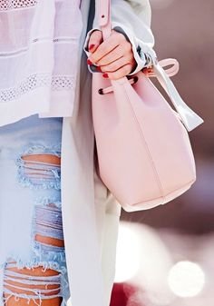 Mansur Gavriel mini calf bucket rosa3