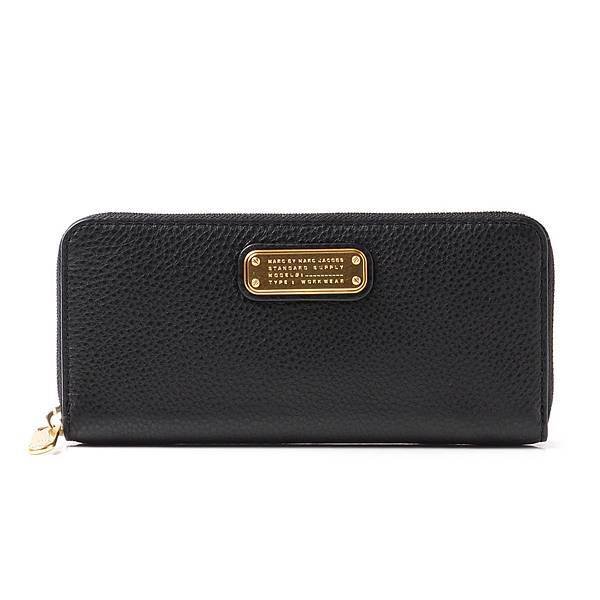 MBM NEW Q ZIP WALLET2