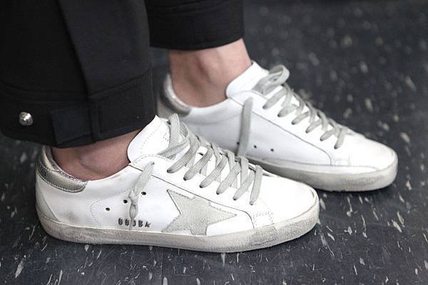 Golden Goose SUPERSTAR SNEAKERS2