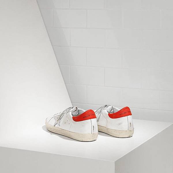 Golden Goose SUPERSTAR SNEAKERS4