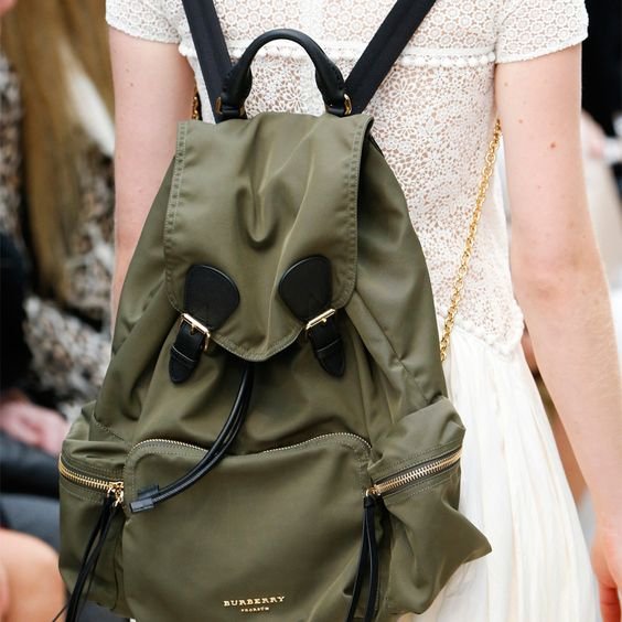 Burberry LARGE NYLON RUCKSACK 4