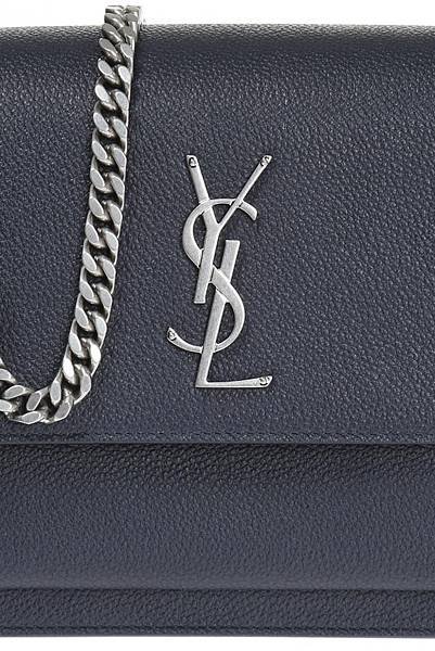 Saint Laurent MEDIUM MONOGRAM BAG6