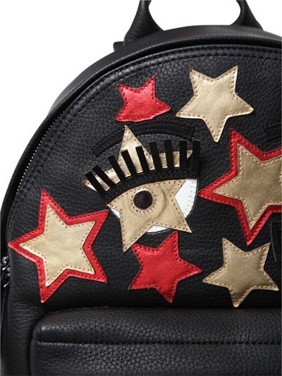 CHIARA FERRAGNI flirting backpack3