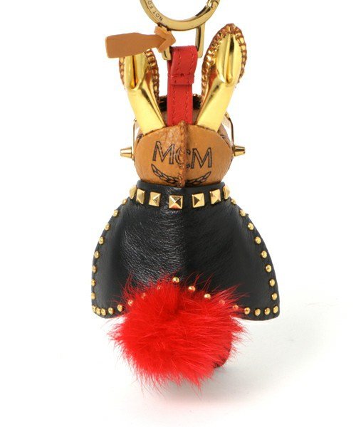 MCM rabbit bag charm14