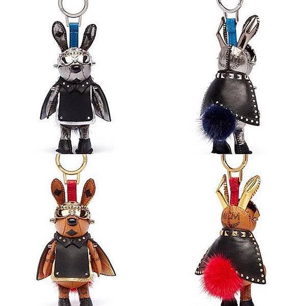 MCM rabbit bag charm19