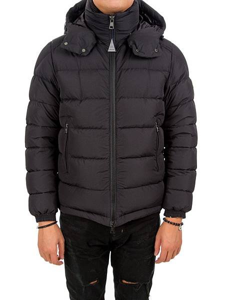 moncler-4196905_53859-a9