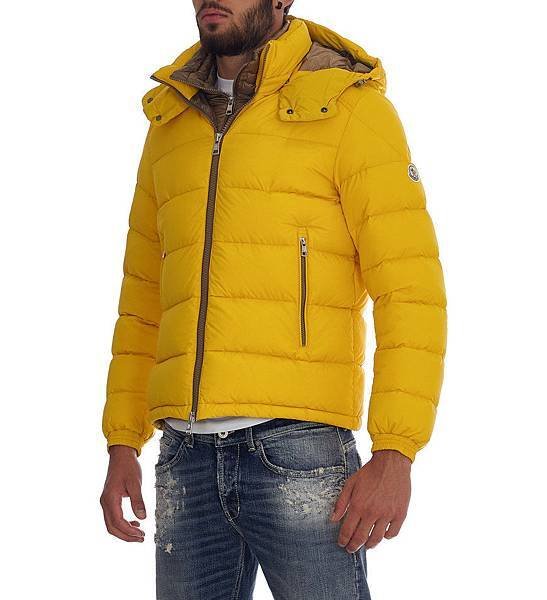 moncler-4196905_53859-a17