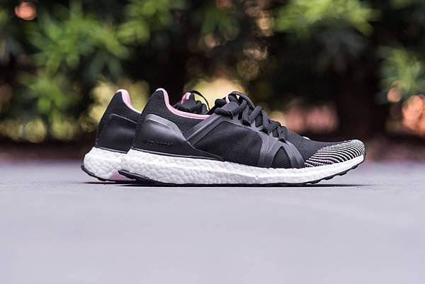 ADIDAS BY STELLA MCCARTNEY ultra boost1