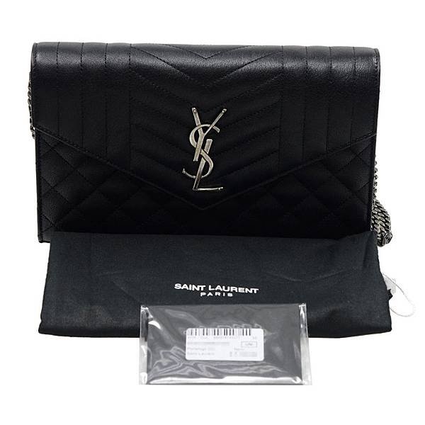 Saint Laurent Quilted mini envelope clutch15