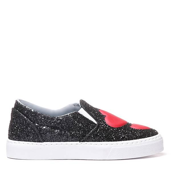 CHIARA-FERRAGNI-slip on sneakers2