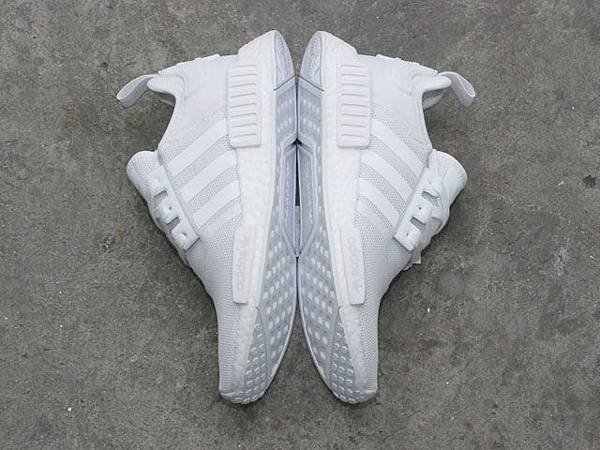 Adidas Originals NMD R1 SNEAKERS16